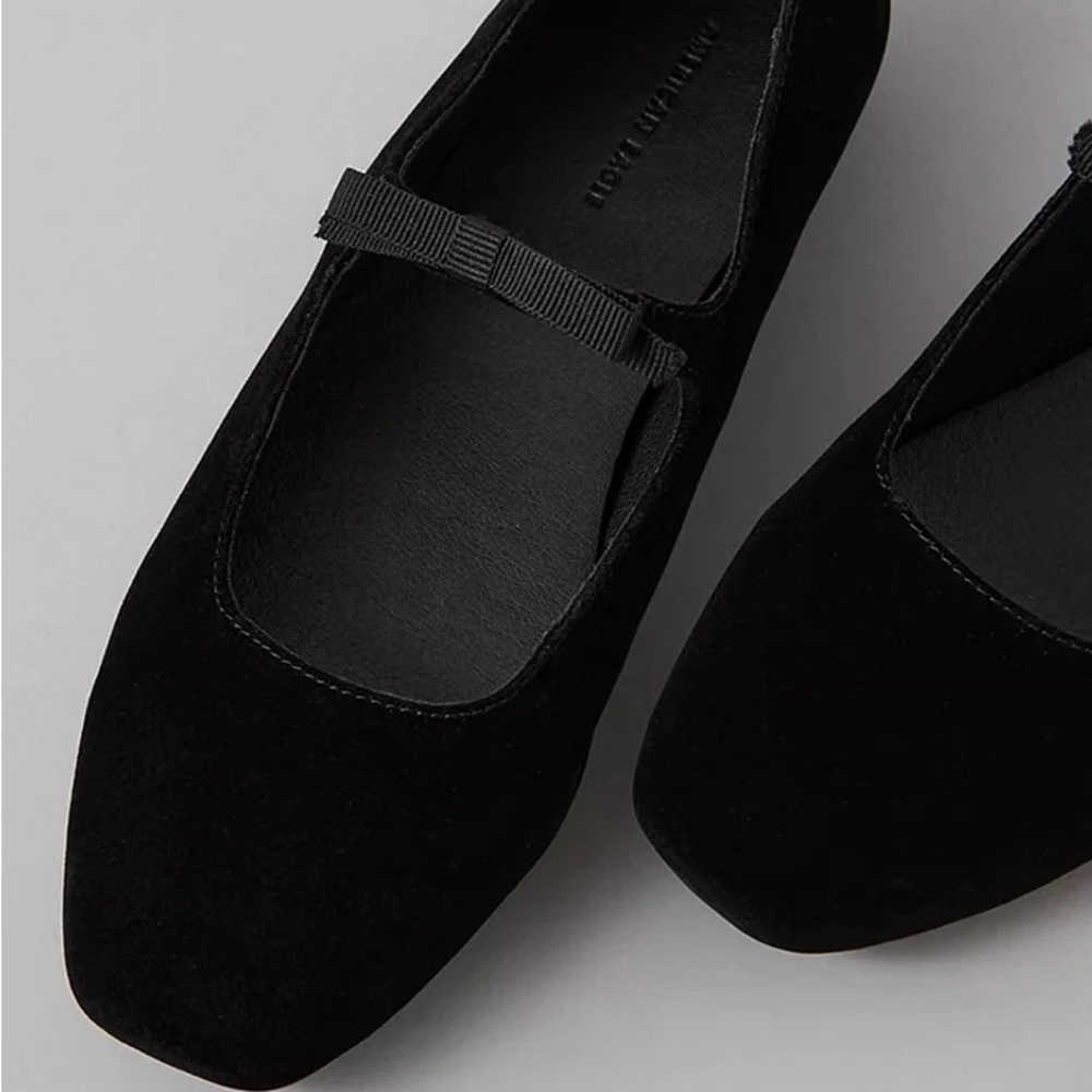 AE Velvet Bow Mary Jane Flat